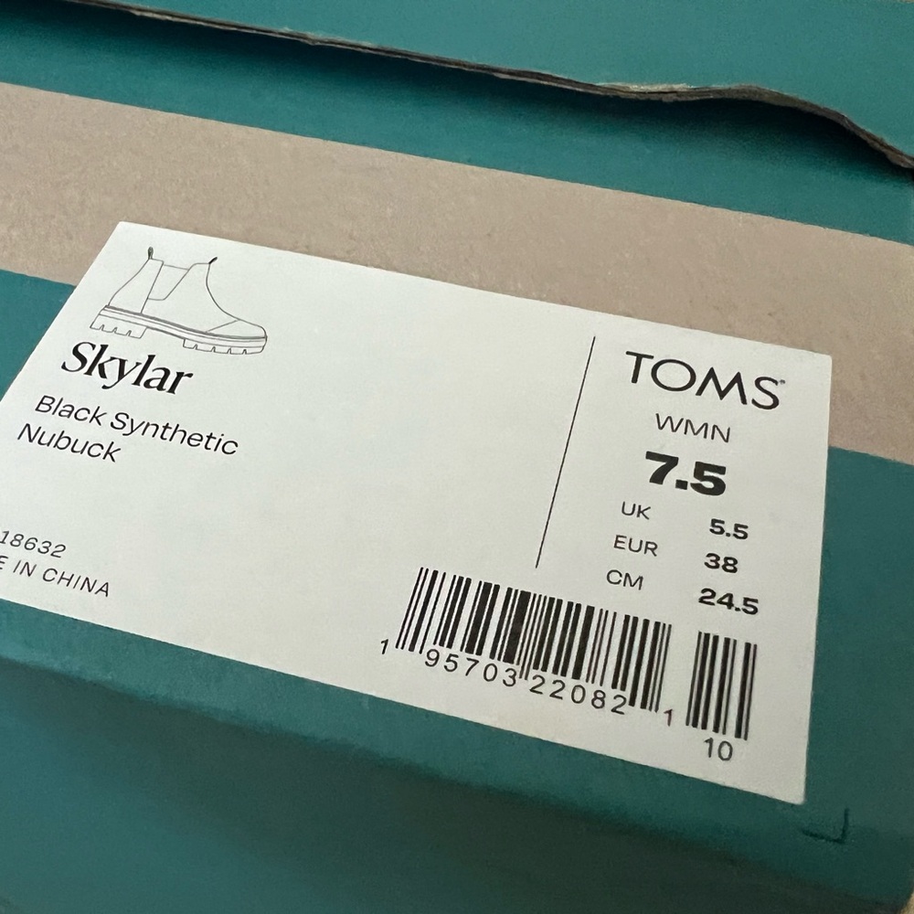 TOMS Women's Skylar Boots, Size 7.5 - Picture 7 of 7